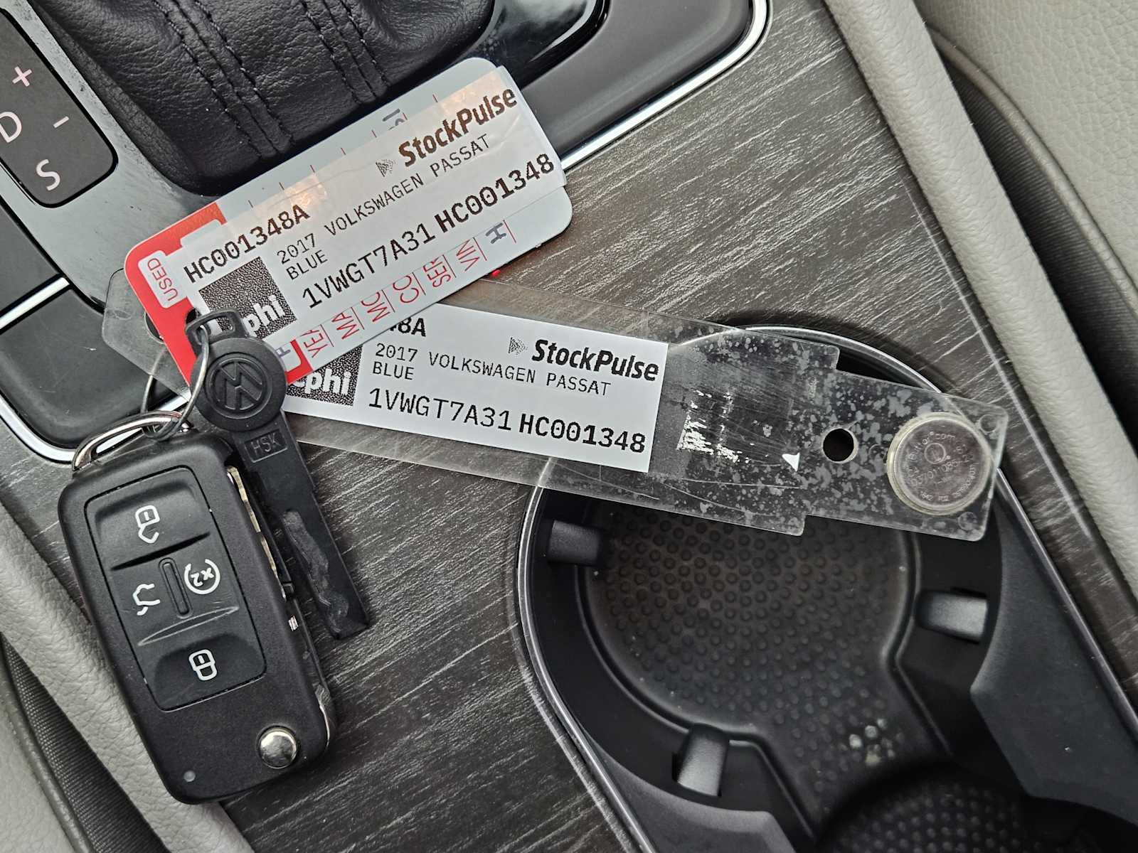 Thumbnail: 2017 Volkswagen Passat - 34