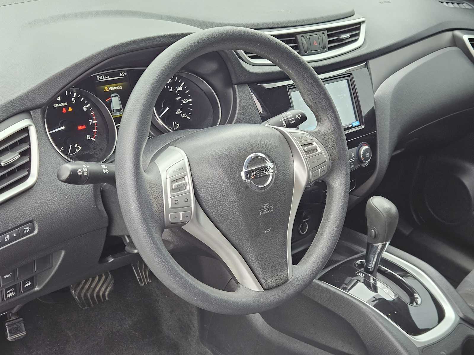 Thumbnail: 2015 Nissan Rogue - 2