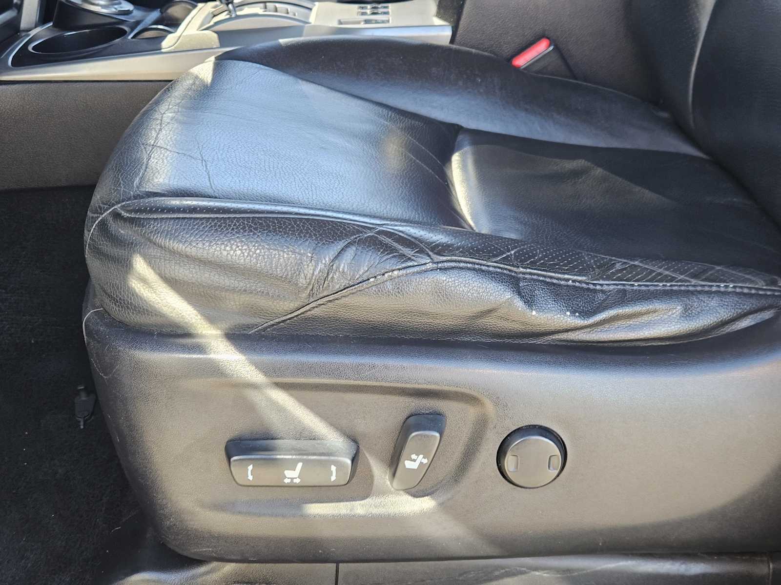 Thumbnail: 2012 Toyota 4Runner - 25