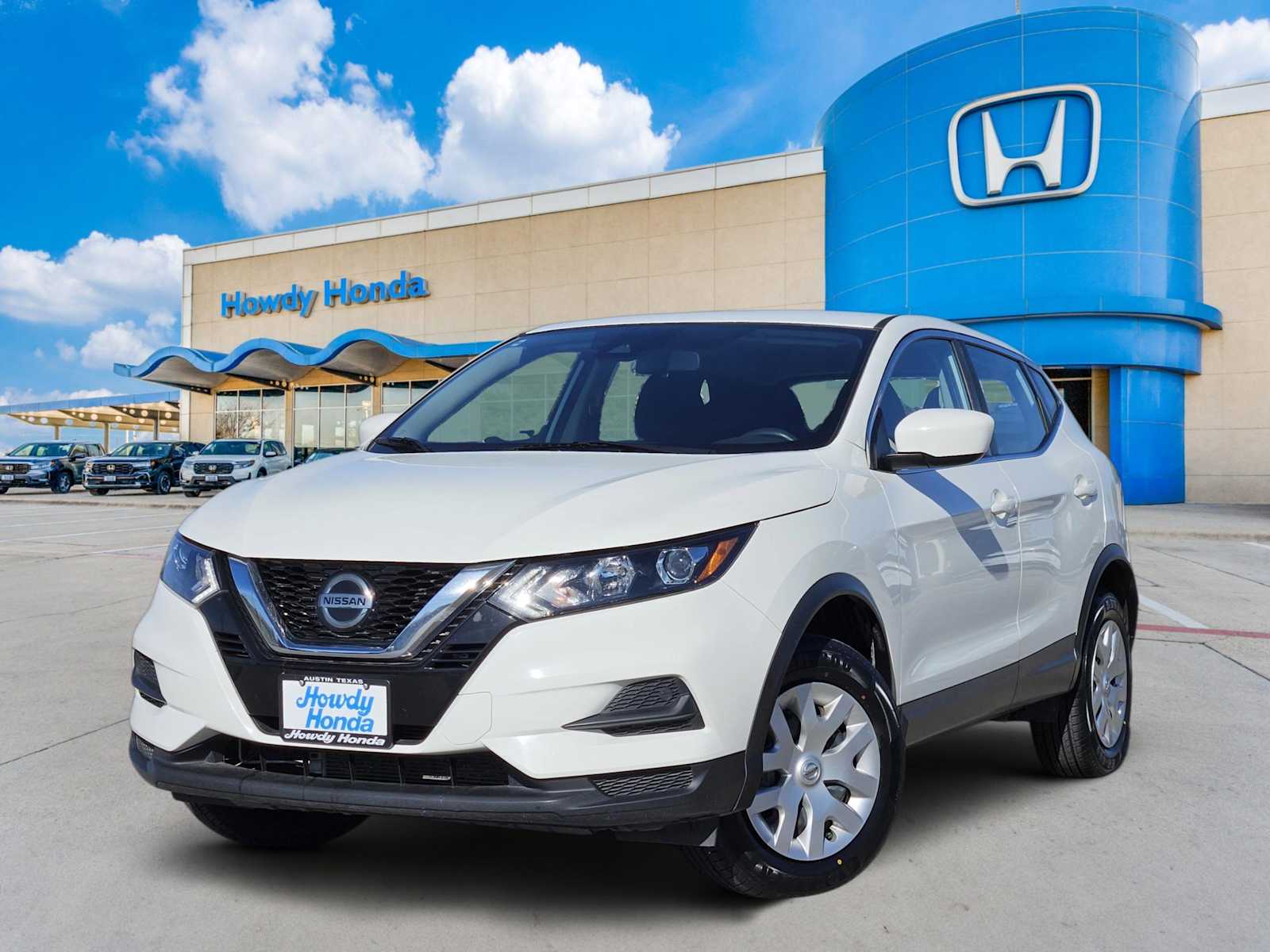 Thumbnail: 2020 Nissan Rogue Sport - 1