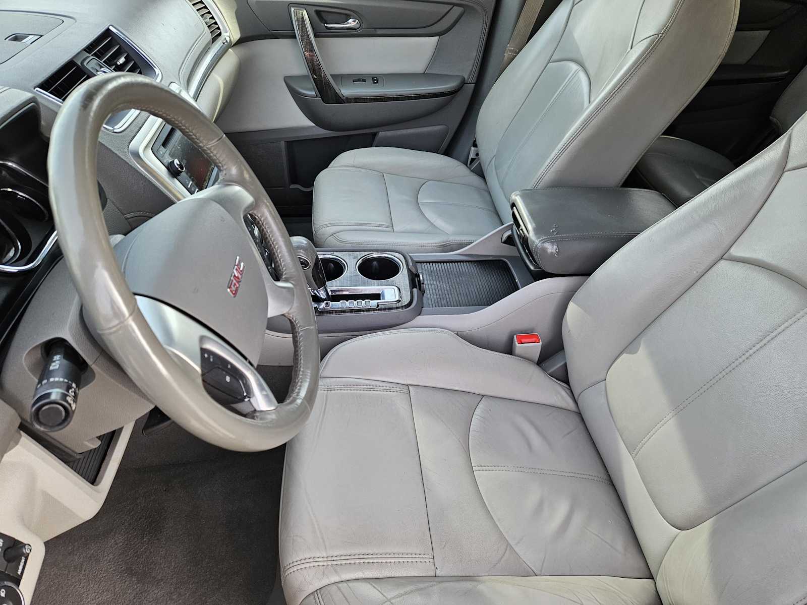 Thumbnail: 2016 GMC Acadia - 13