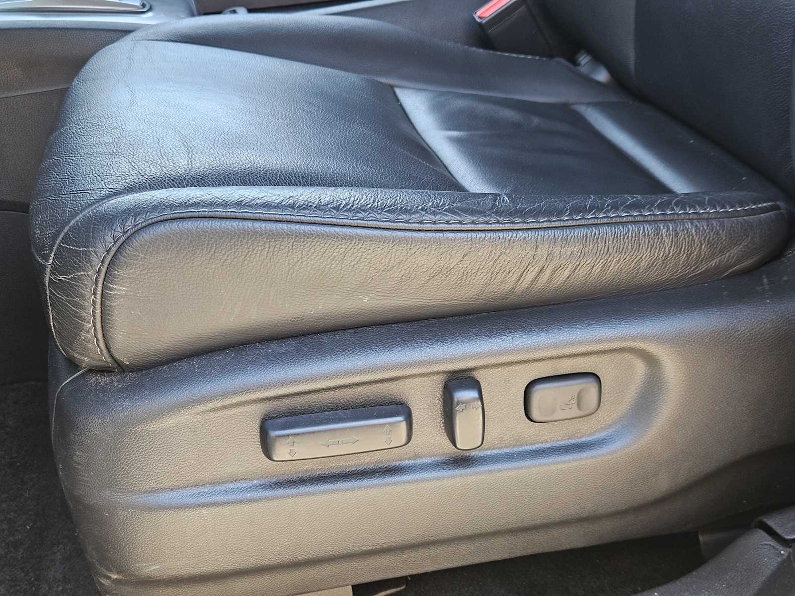 Thumbnail: 2022 Honda Pilot - 24