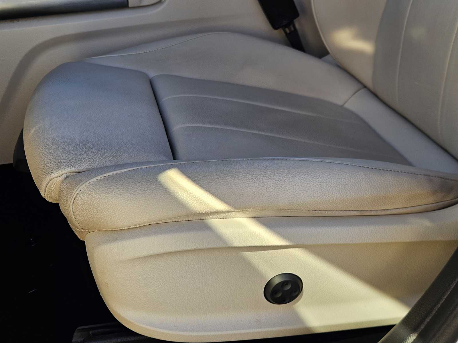 Thumbnail: 2021 Mercedes-Benz GLA - 23