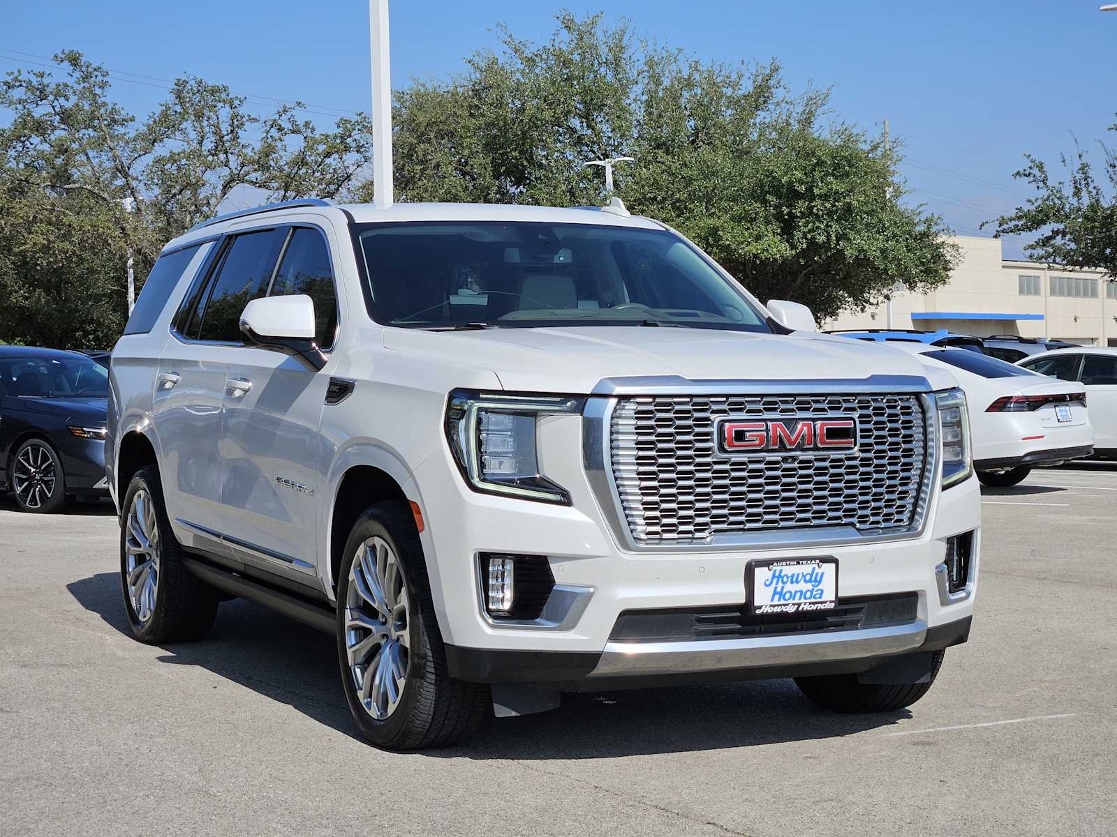 Thumbnail: 2022 GMC Yukon - 3