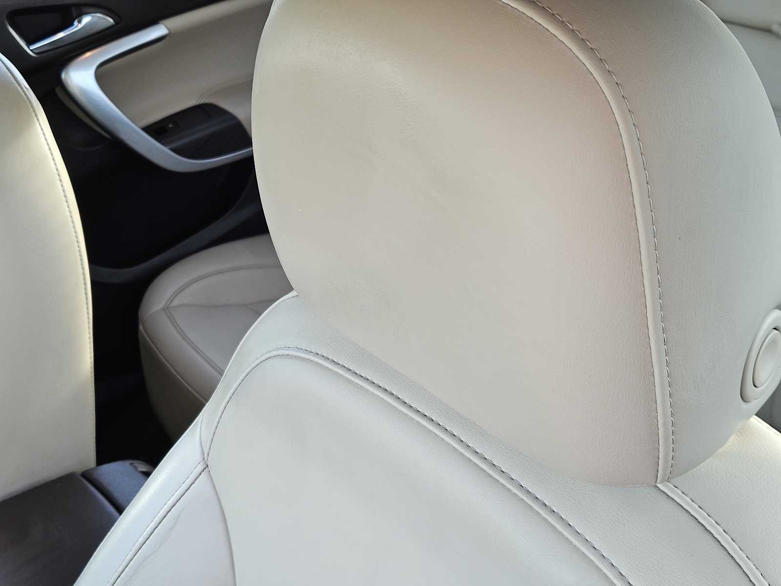 Thumbnail: 2016 Buick Regal - 15