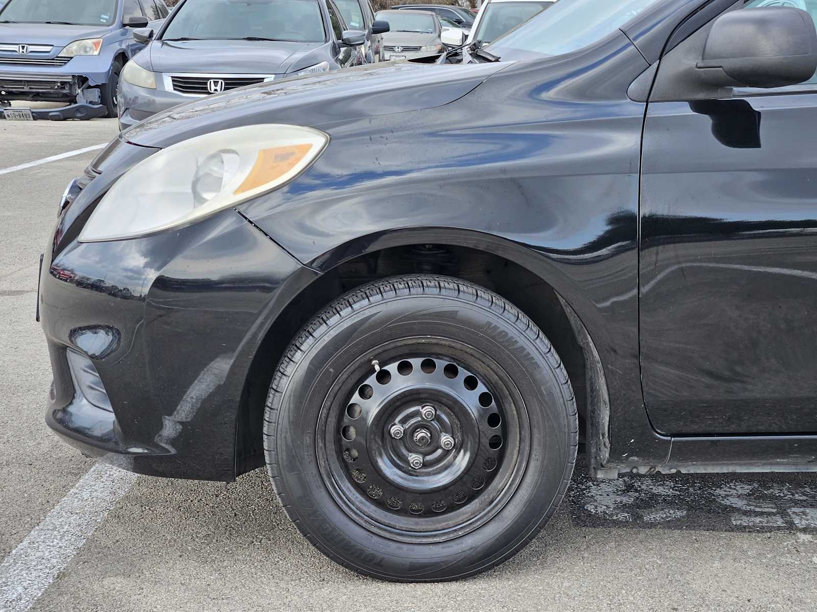 Thumbnail: 2012 Nissan Versa - 8