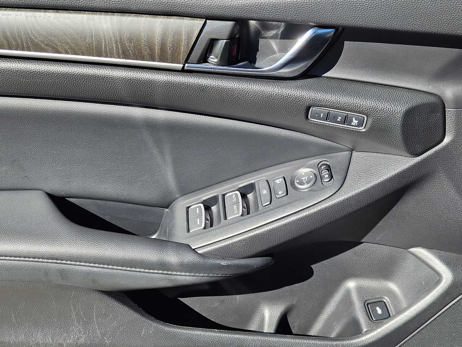 Thumbnail: 2022 Honda Accord - 22