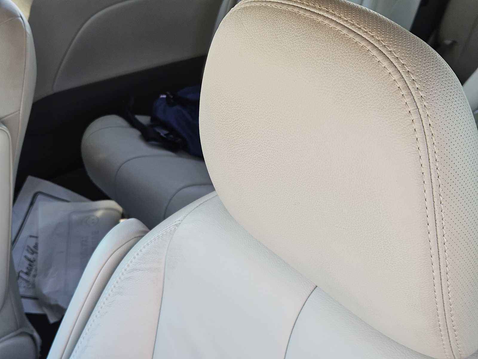 Thumbnail: 2011 Toyota Sienna - 15