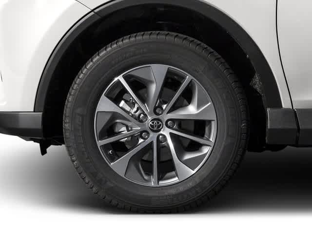 Thumbnail: 2017 Toyota RAV4 - 11