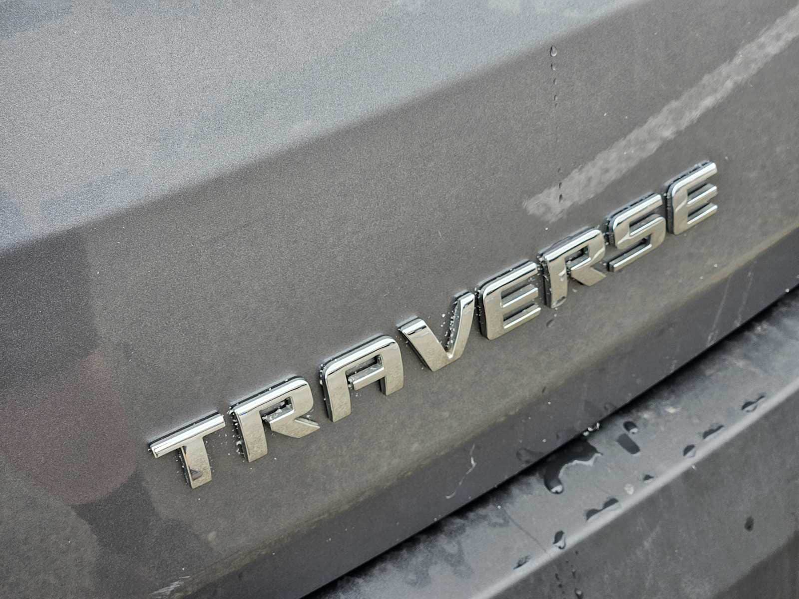 Thumbnail: 2018 Chevrolet Traverse - 11