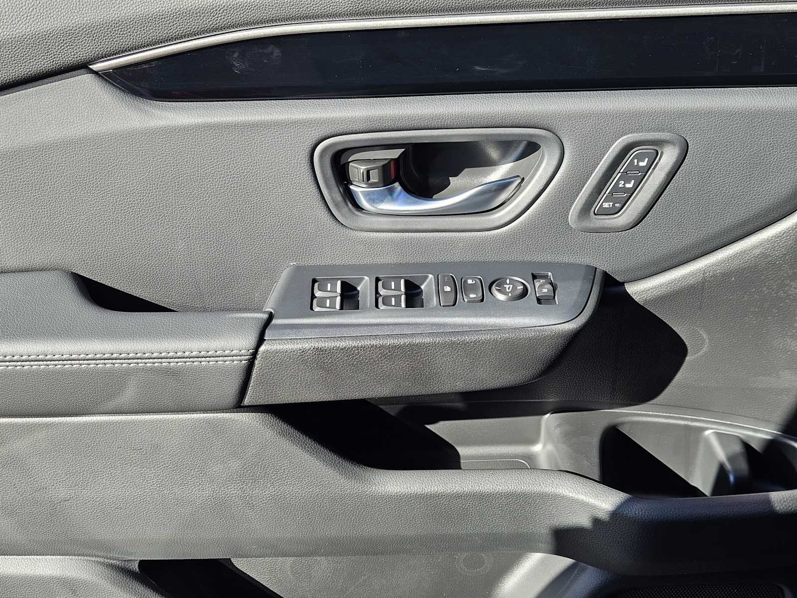 Thumbnail: 2025 Honda Pilot - 17