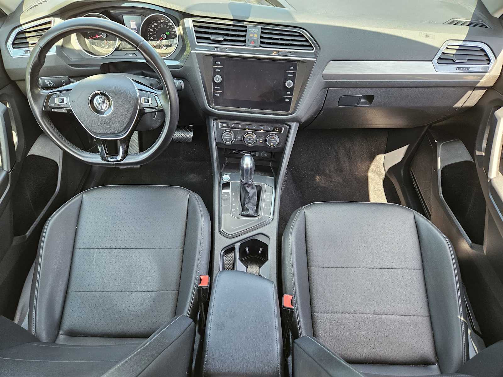 Thumbnail: 2019 Volkswagen Tiguan - 25