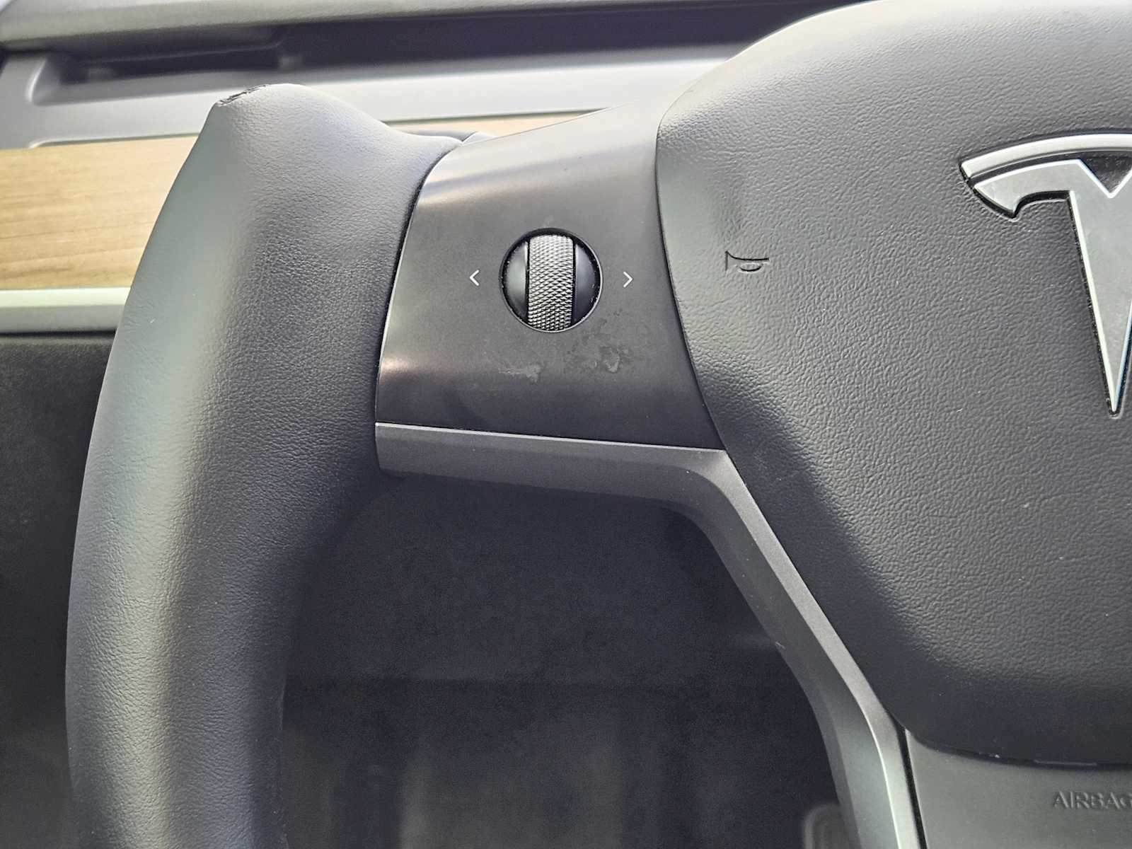 Thumbnail: 2021 Tesla Model 3 - 24