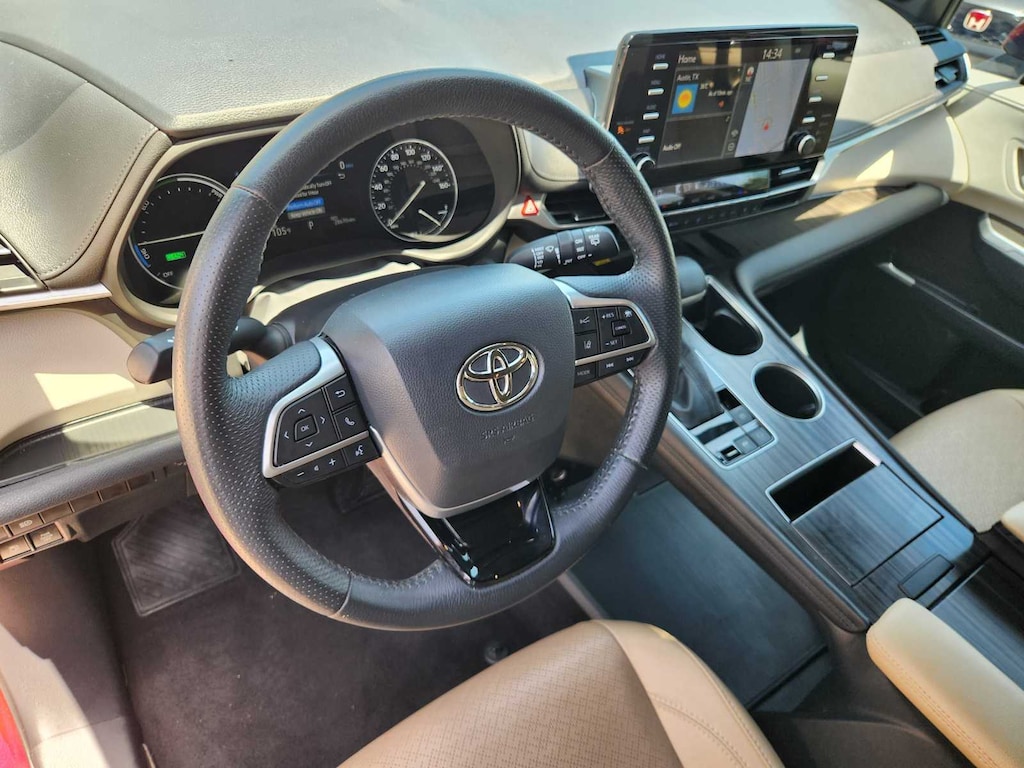 Used 2021 Toyota Sienna Limited Van