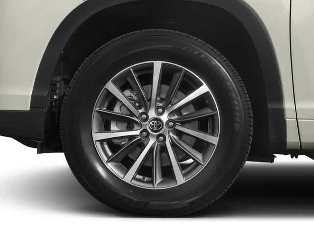 Thumbnail: 2017 Toyota Highlander - 11