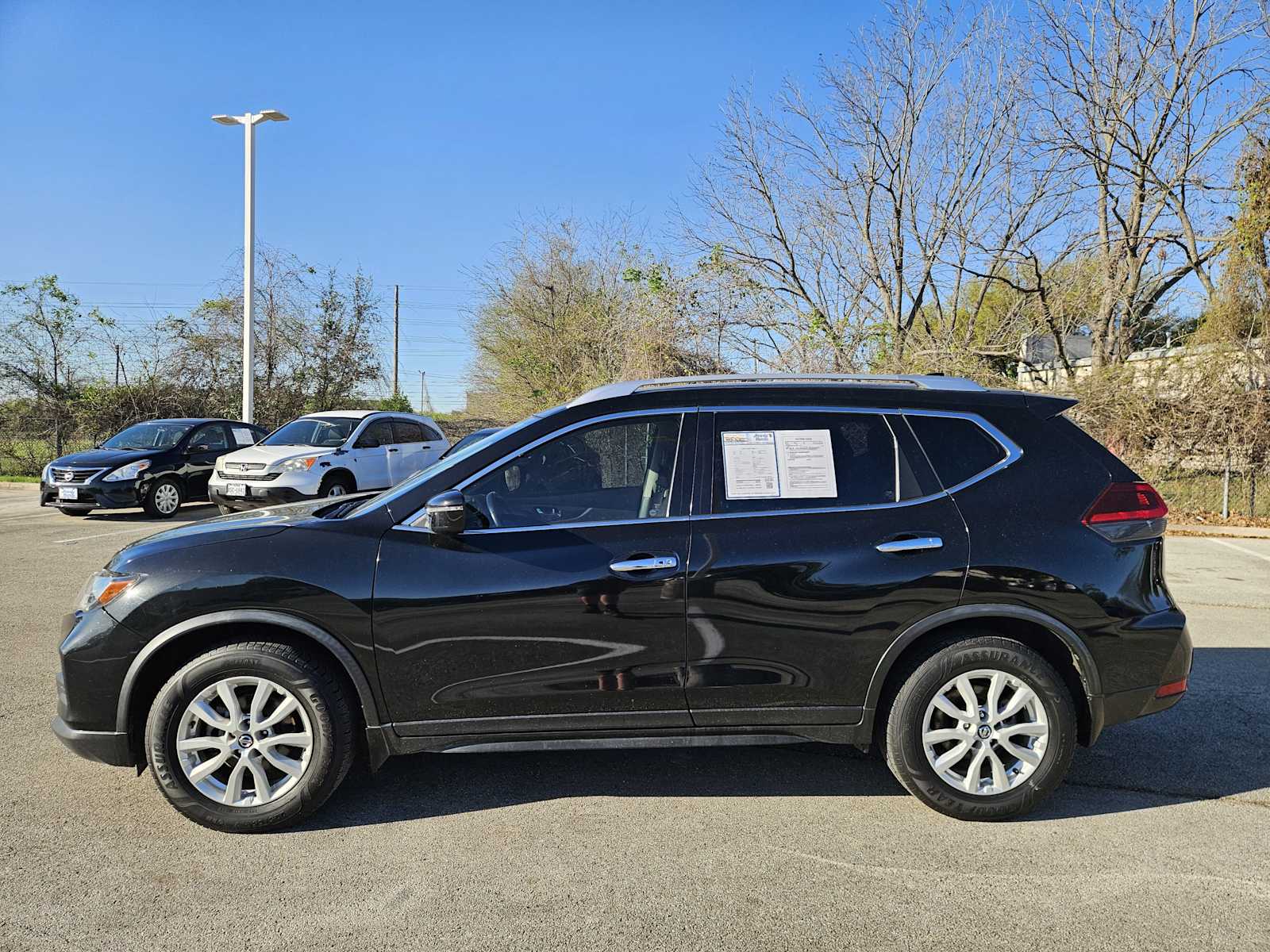 Thumbnail: 2019 Nissan Rogue - 4