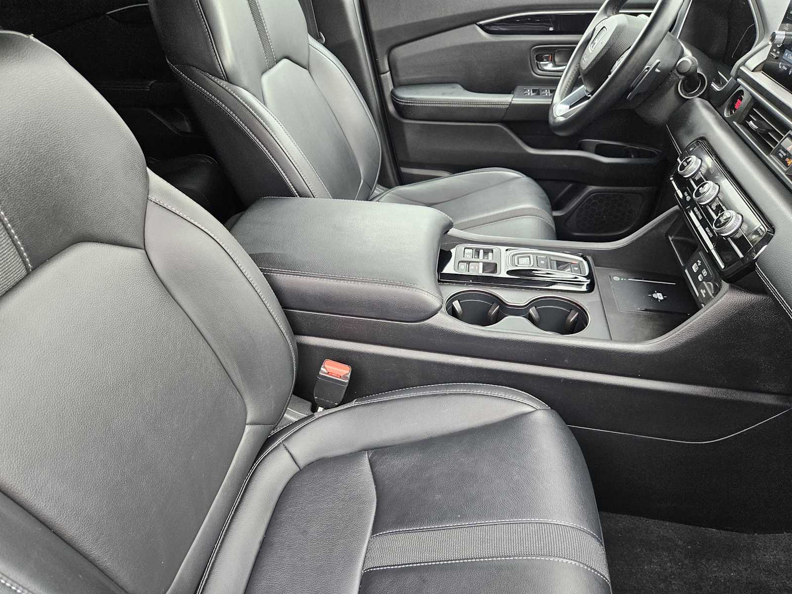 Thumbnail: 2023 Honda Pilot - 14