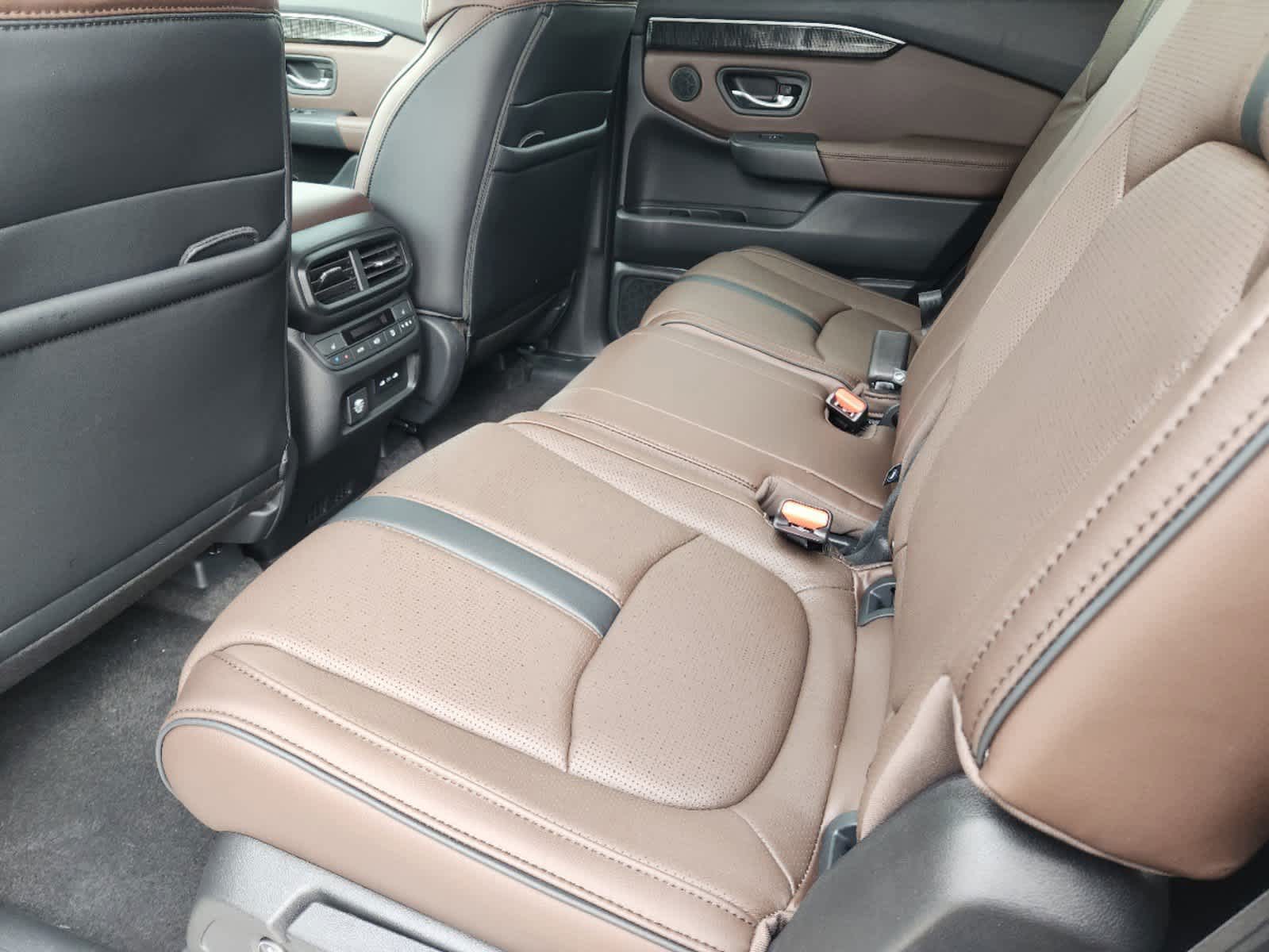 Thumbnail: 2025 Honda Pilot - 21