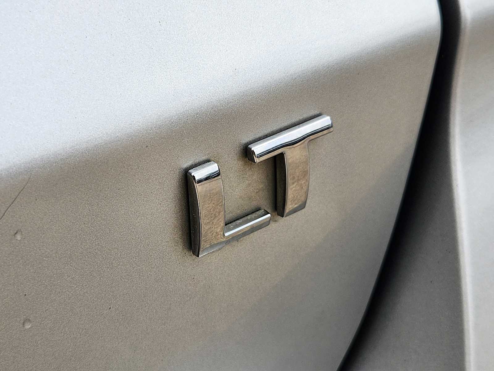 Thumbnail: 2017 Chevrolet Traverse - 10