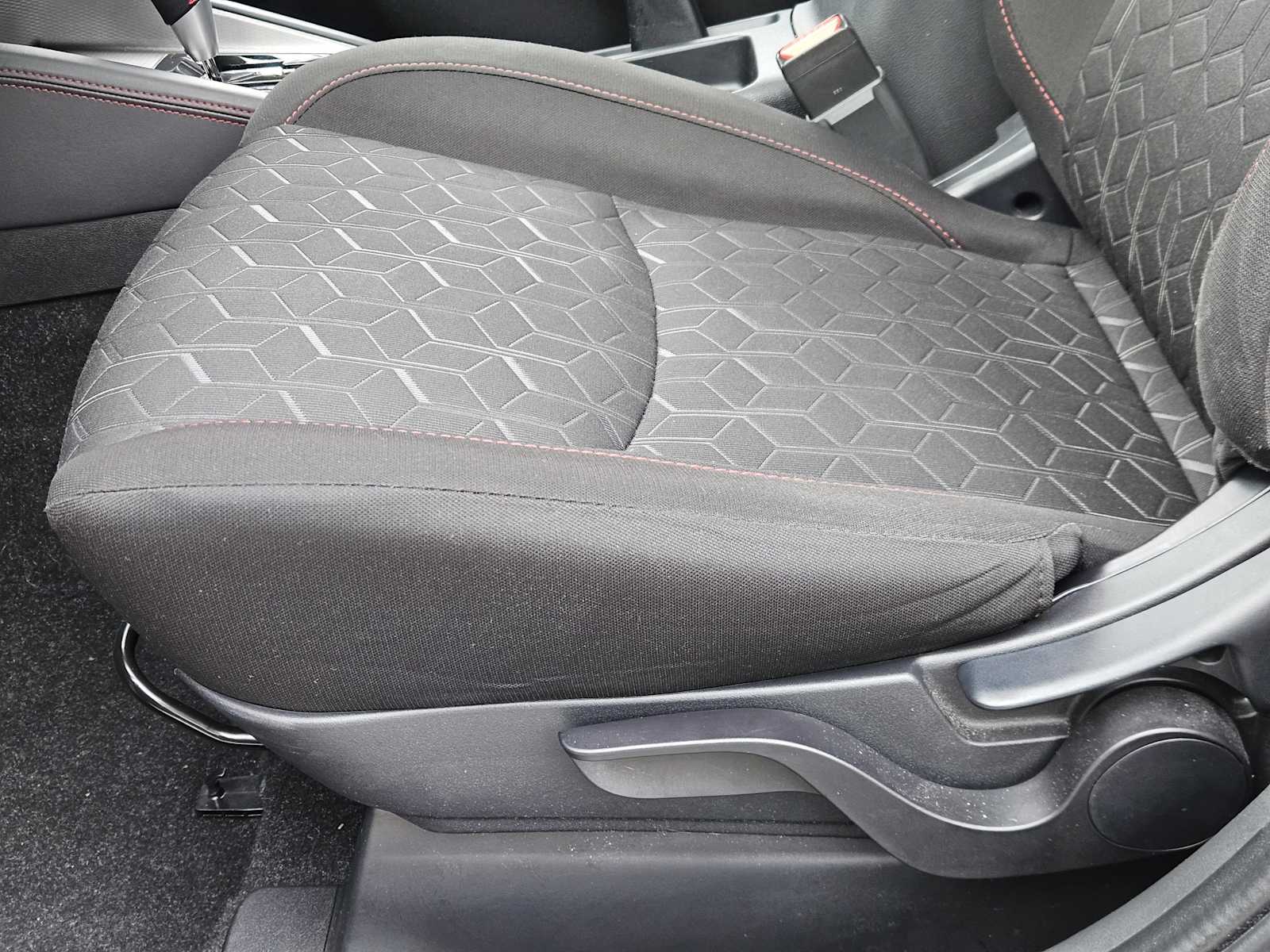 Thumbnail: 2023 Mitsubishi Outlander Sport - 22