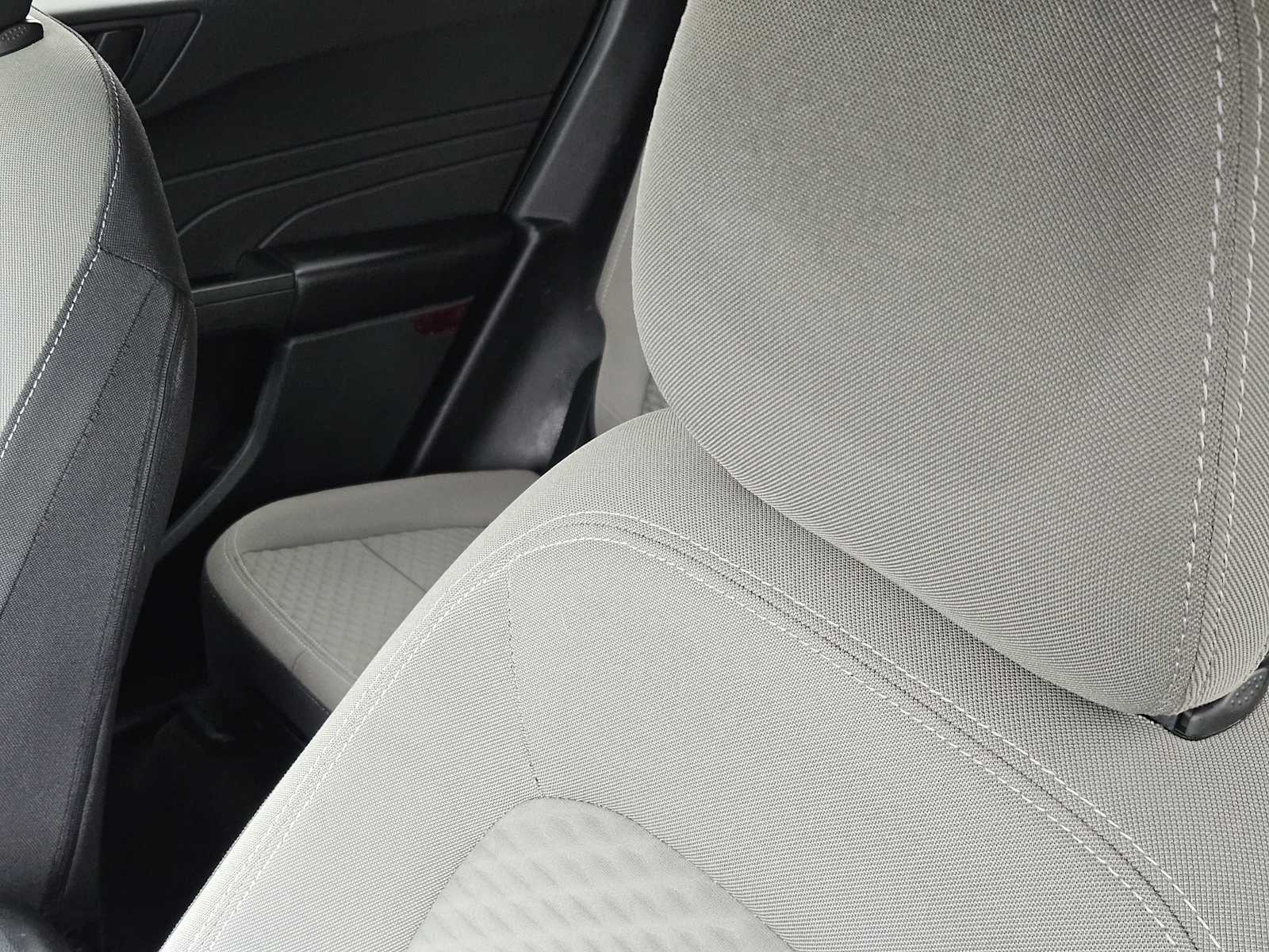 Thumbnail: 2022 Ford Escape - 15