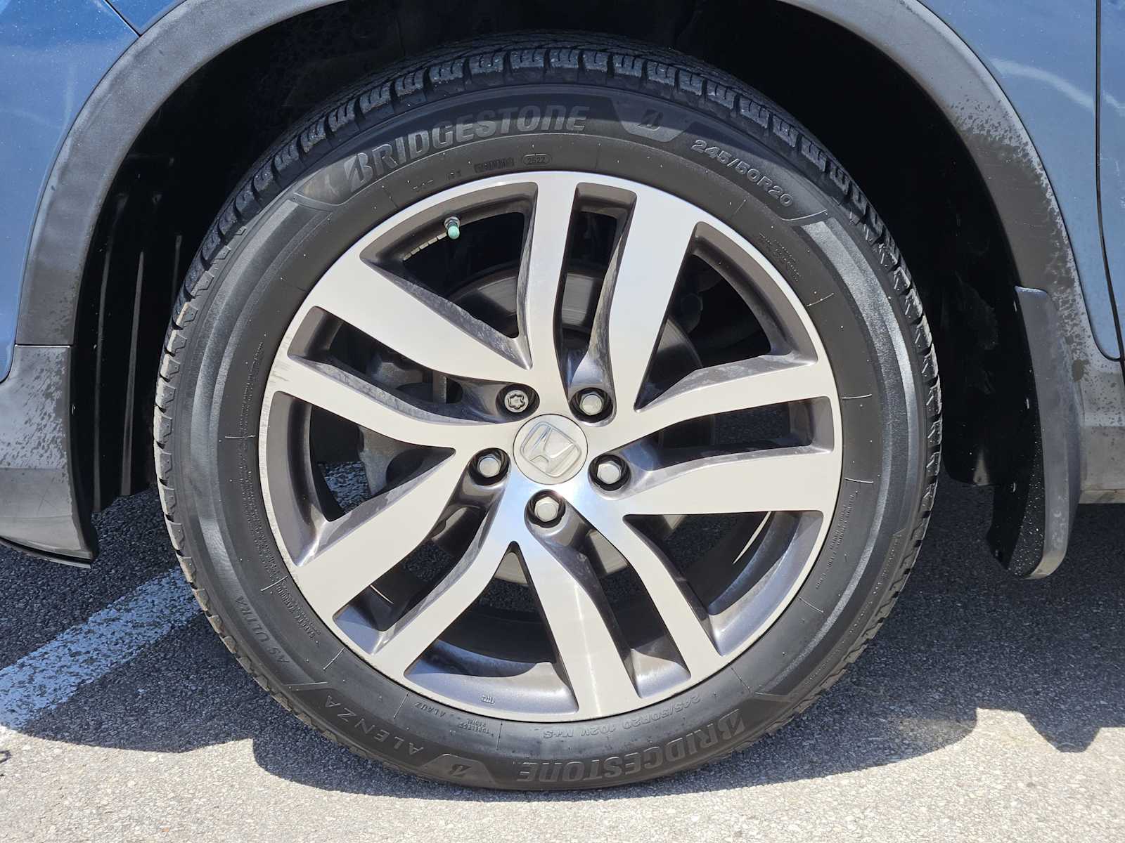 Thumbnail: 2016 Honda Pilot - 9