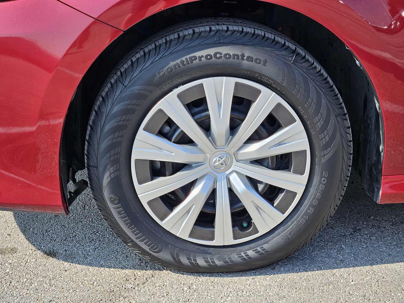 Thumbnail: 2022 Toyota Camry - 9