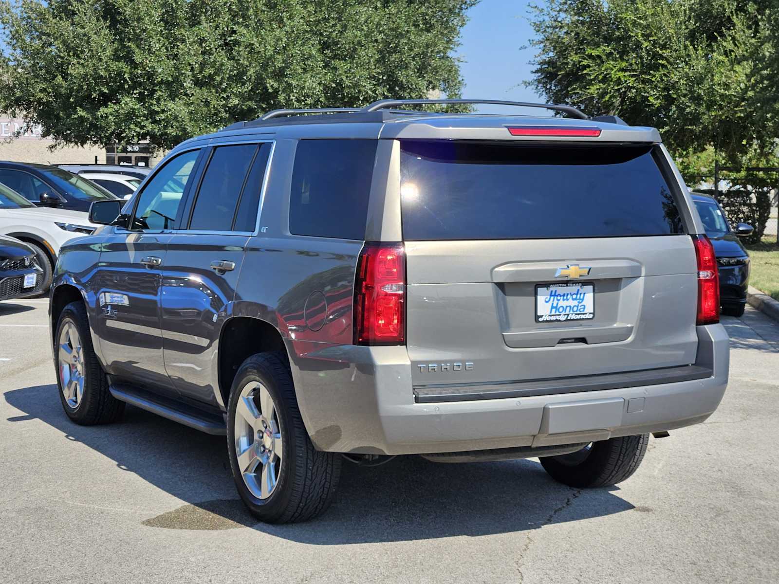 Thumbnail: 2018 Chevrolet Tahoe - 6