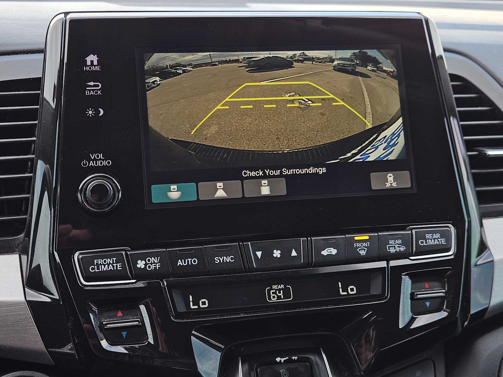 Thumbnail: 2019 Honda Odyssey - 17