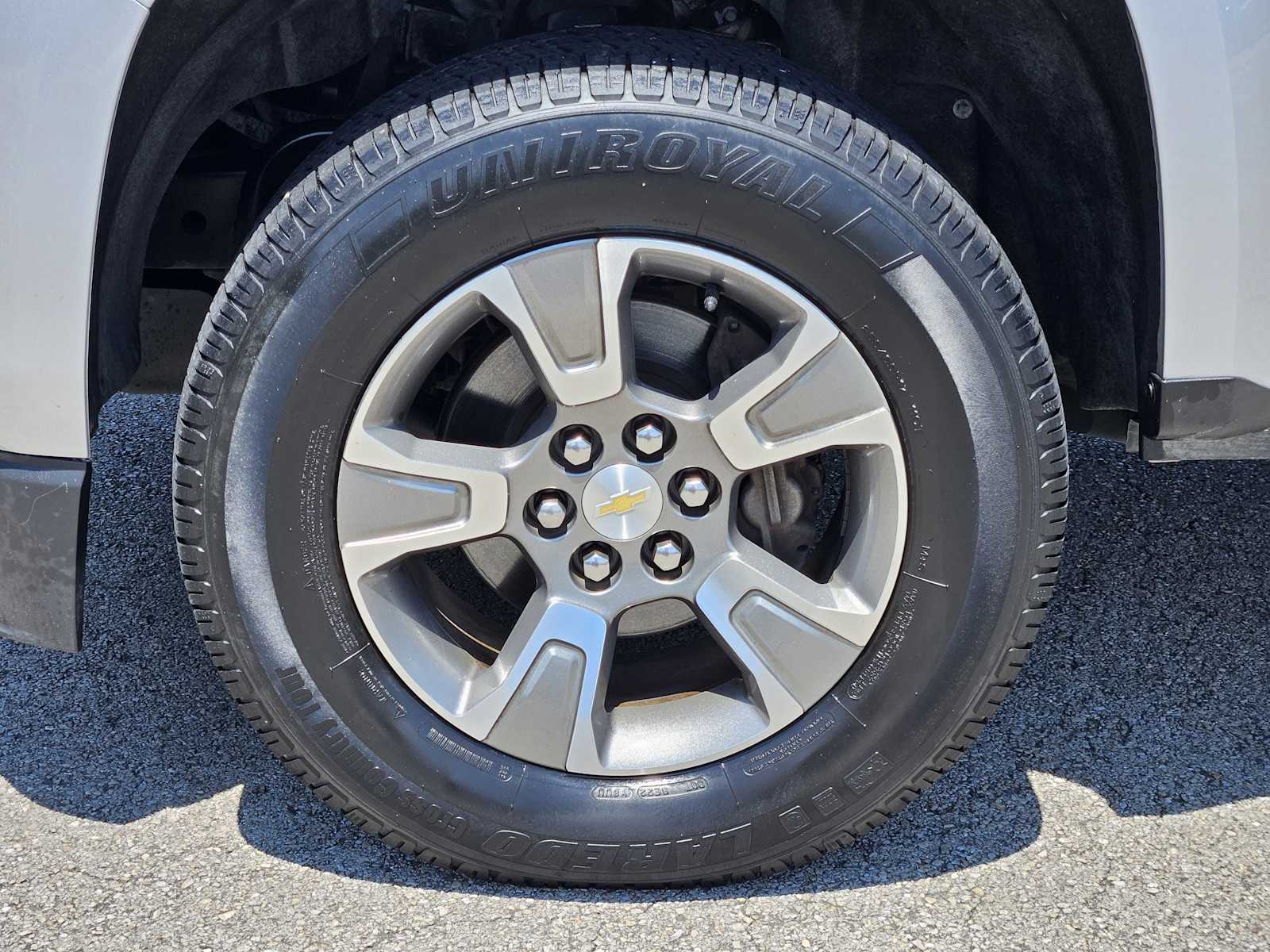 Thumbnail: 2019 Chevrolet Colorado - 9