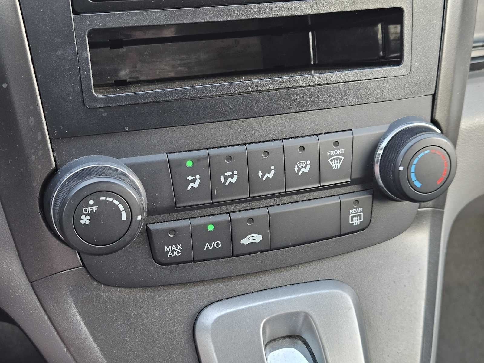 Thumbnail: 2010 Honda CR-V - 18