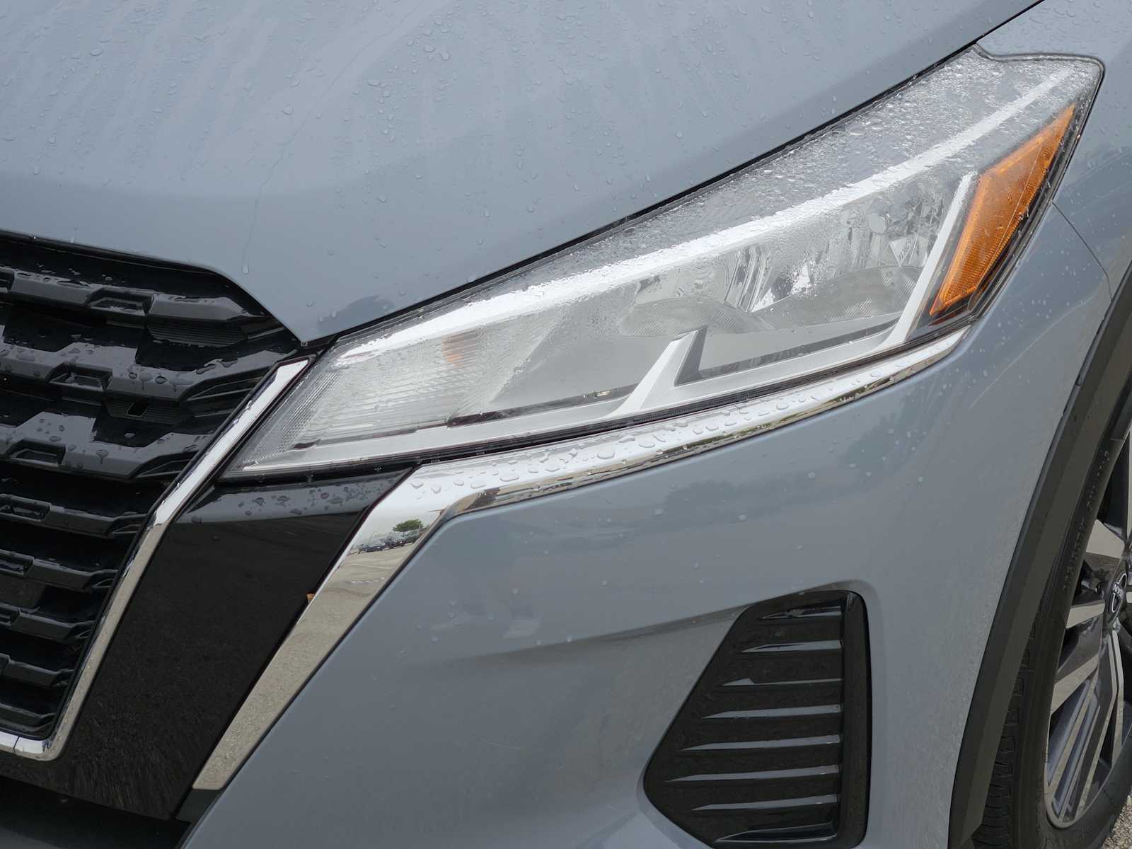 Thumbnail: 2022 Nissan Kicks - 7