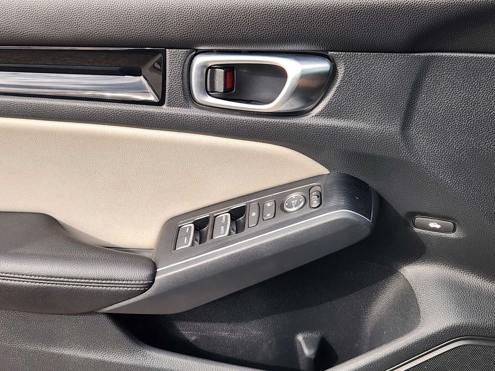 Thumbnail: 2023 Honda Civic - 23