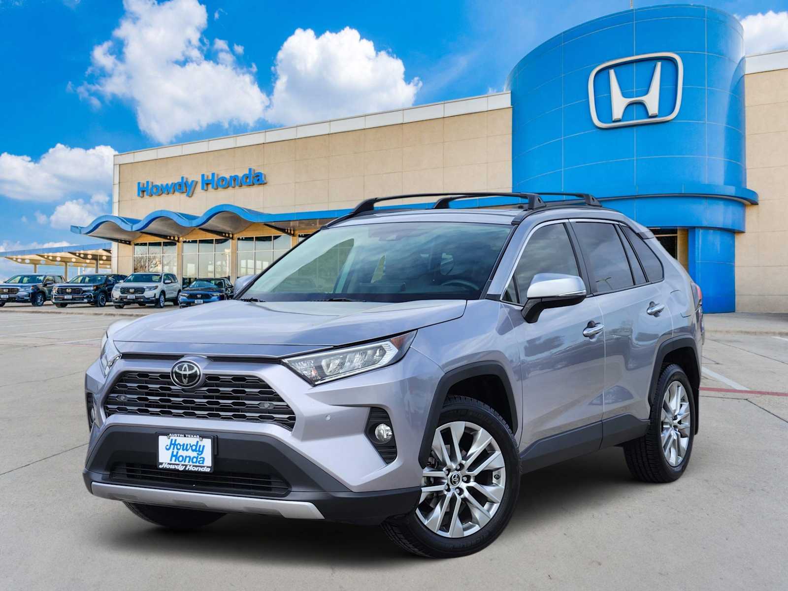 Thumbnail: 2019 Toyota RAV4 - 1