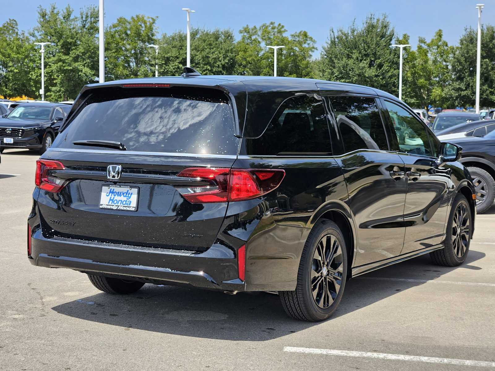 Thumbnail: 2026 Honda Odyssey - 4