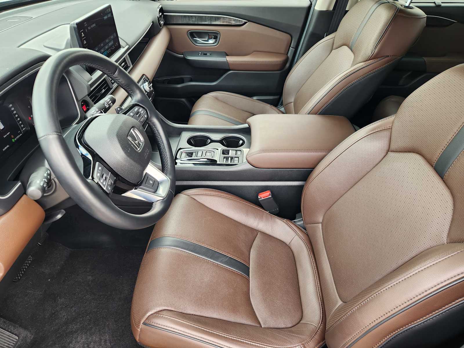 Thumbnail: 2025 Honda Pilot - 13