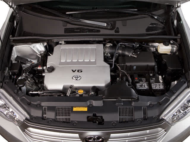 Thumbnail: 2013 Toyota Highlander - 16