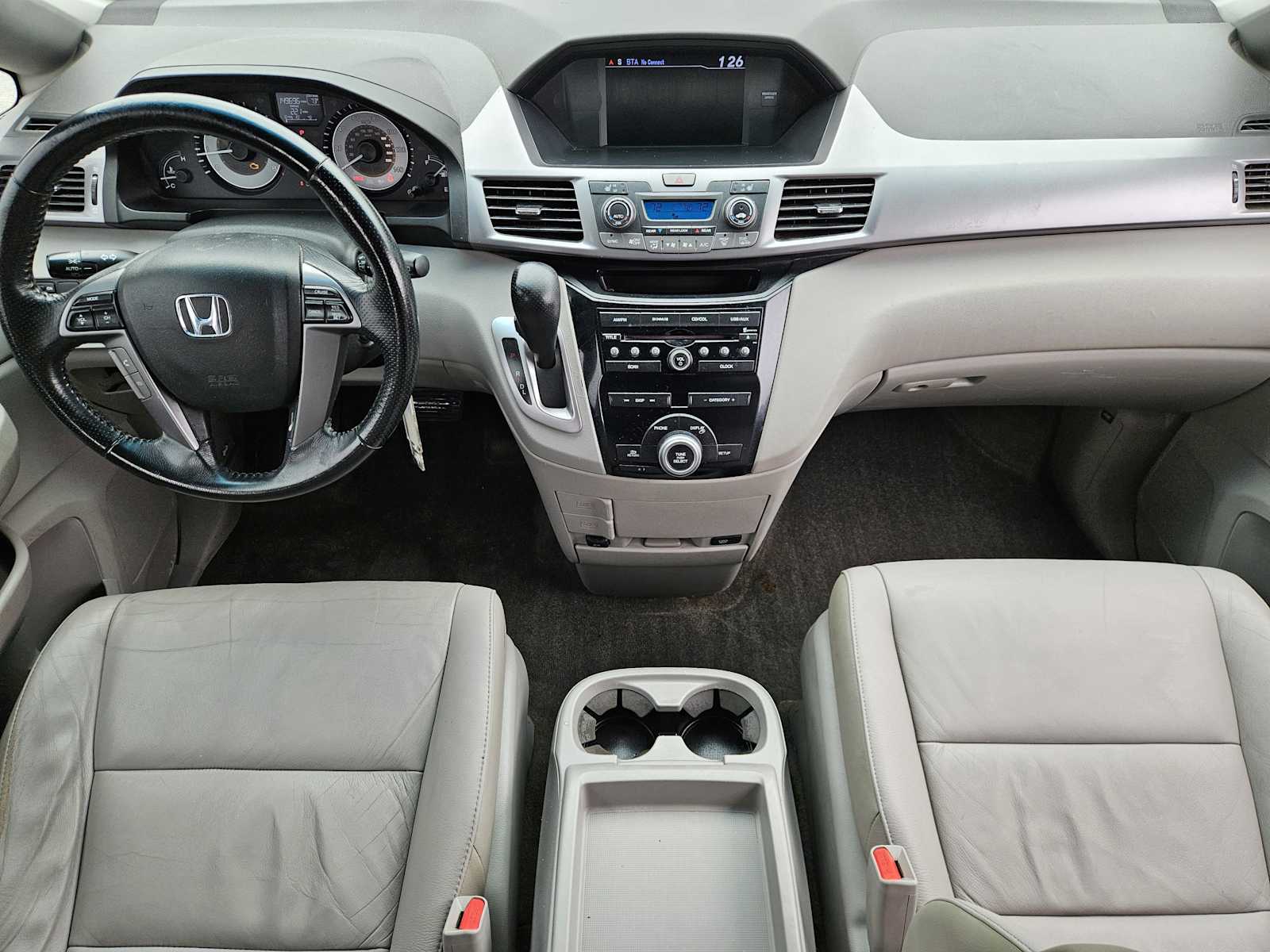 Thumbnail: 2012 Honda Odyssey - 23
