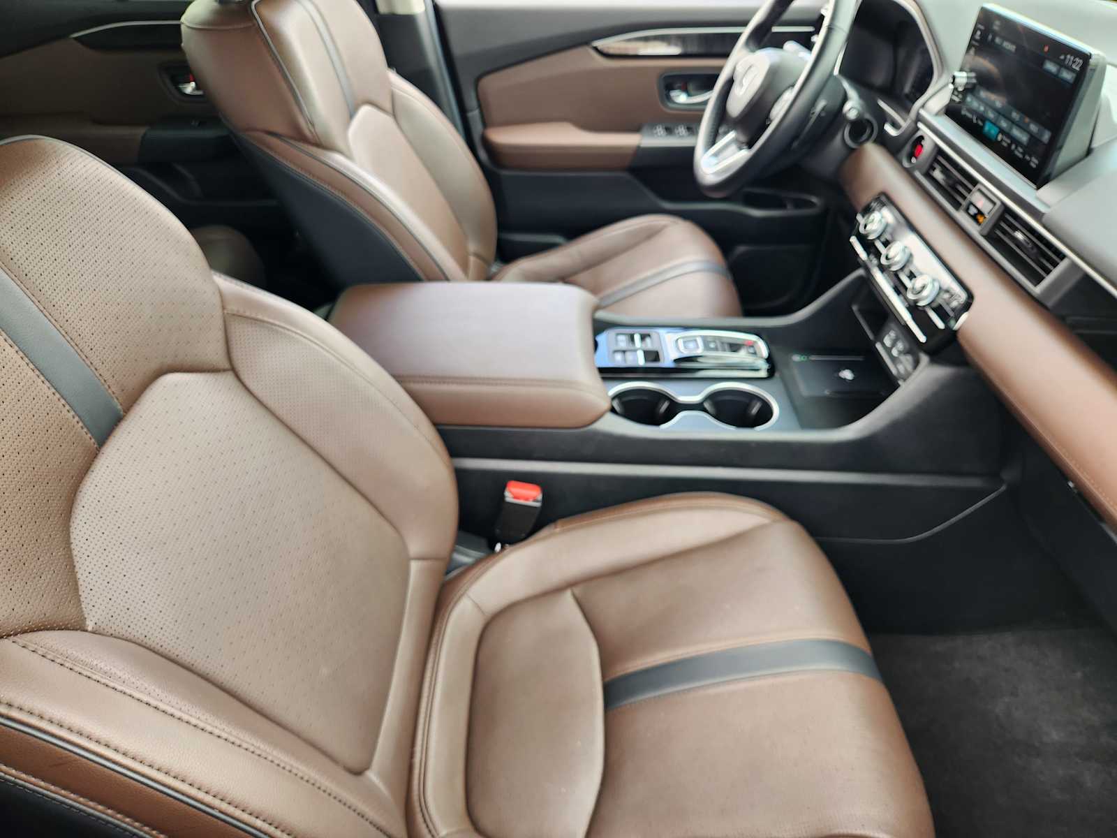 Thumbnail: 2025 Honda Pilot - 14