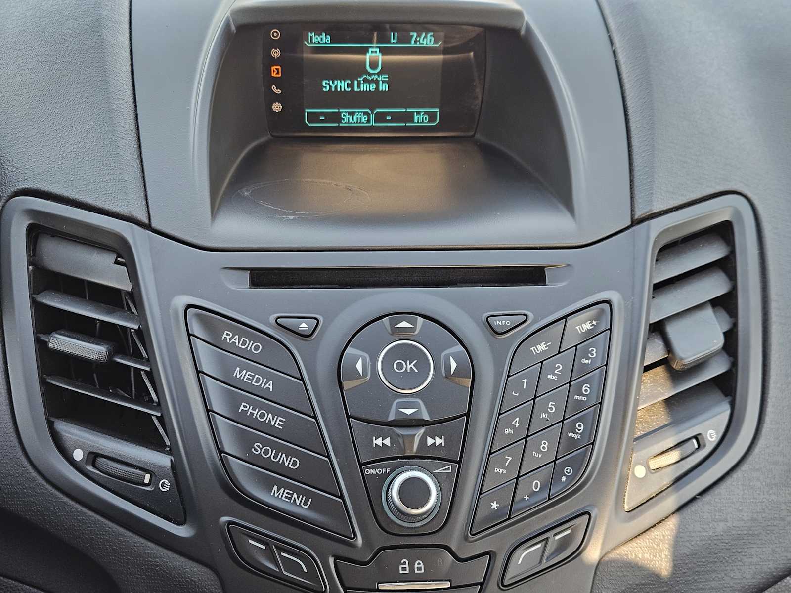 Thumbnail: 2016 Ford Fiesta - 17