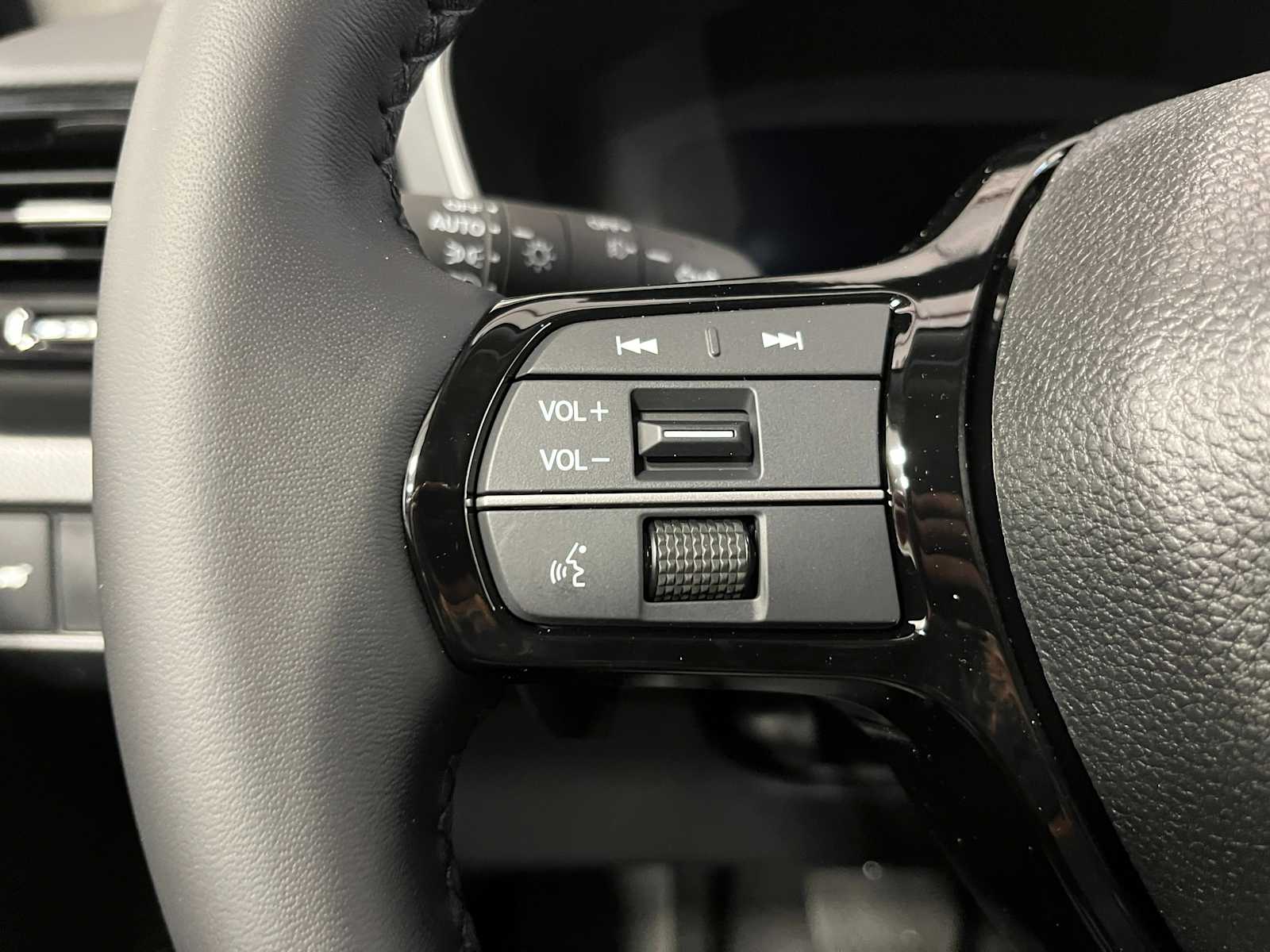 Thumbnail: 2026 Honda Pilot - 16