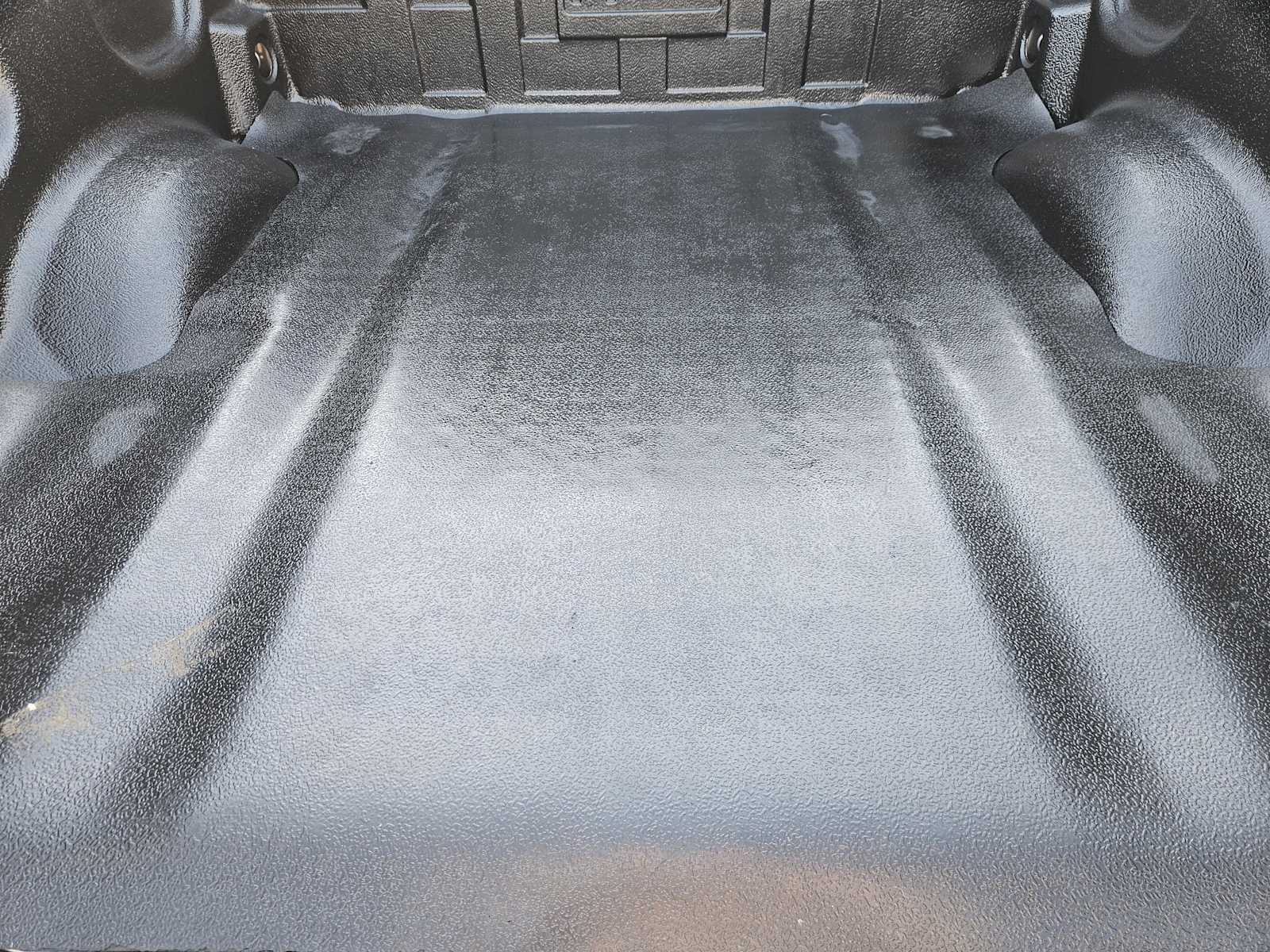 Thumbnail: 2022 Nissan Titan - 29