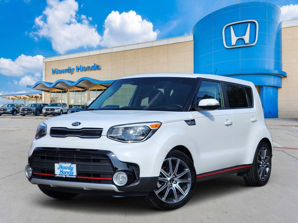 Used 2018 Kia Soul ! Hatchback