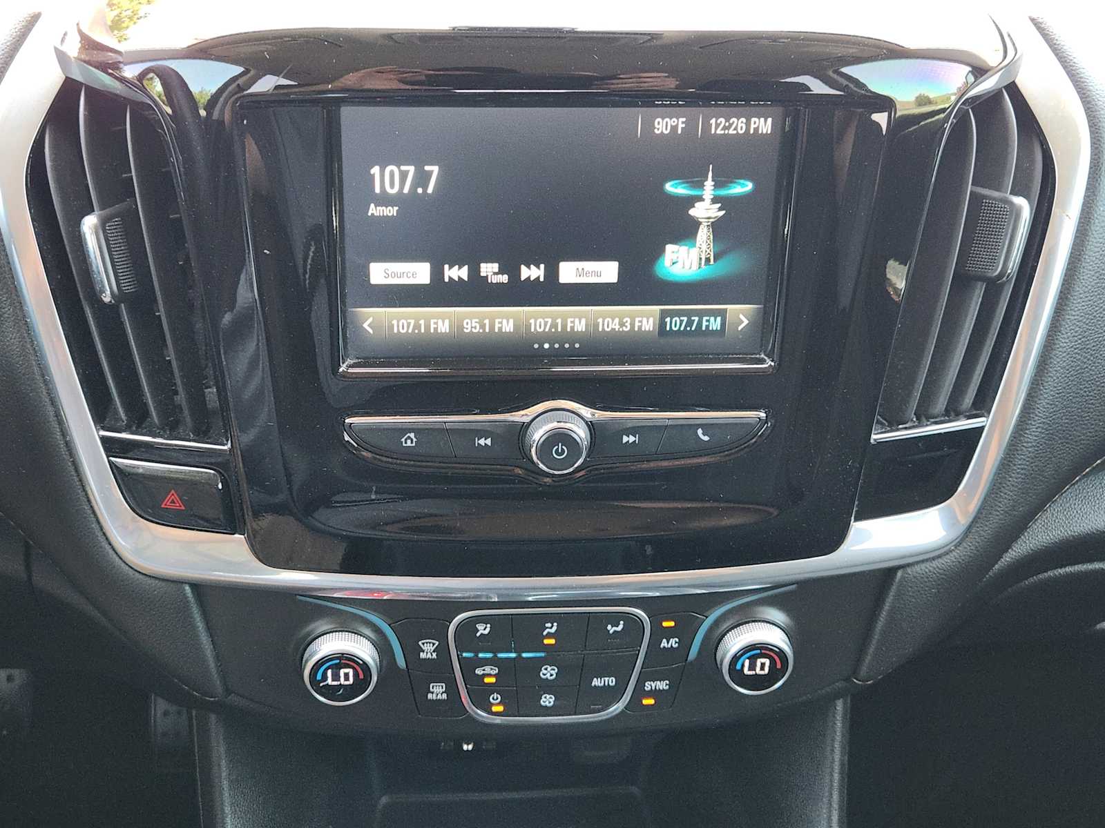 Thumbnail: 2018 Chevrolet Traverse - 16