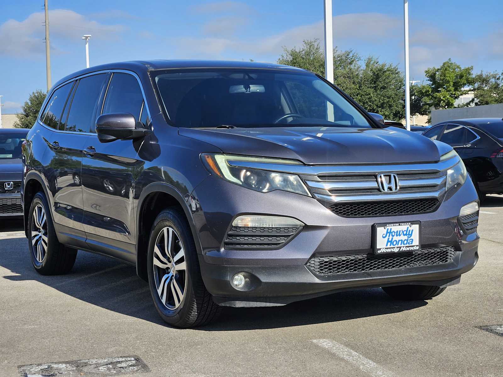 Thumbnail: 2018 Honda Pilot - 3