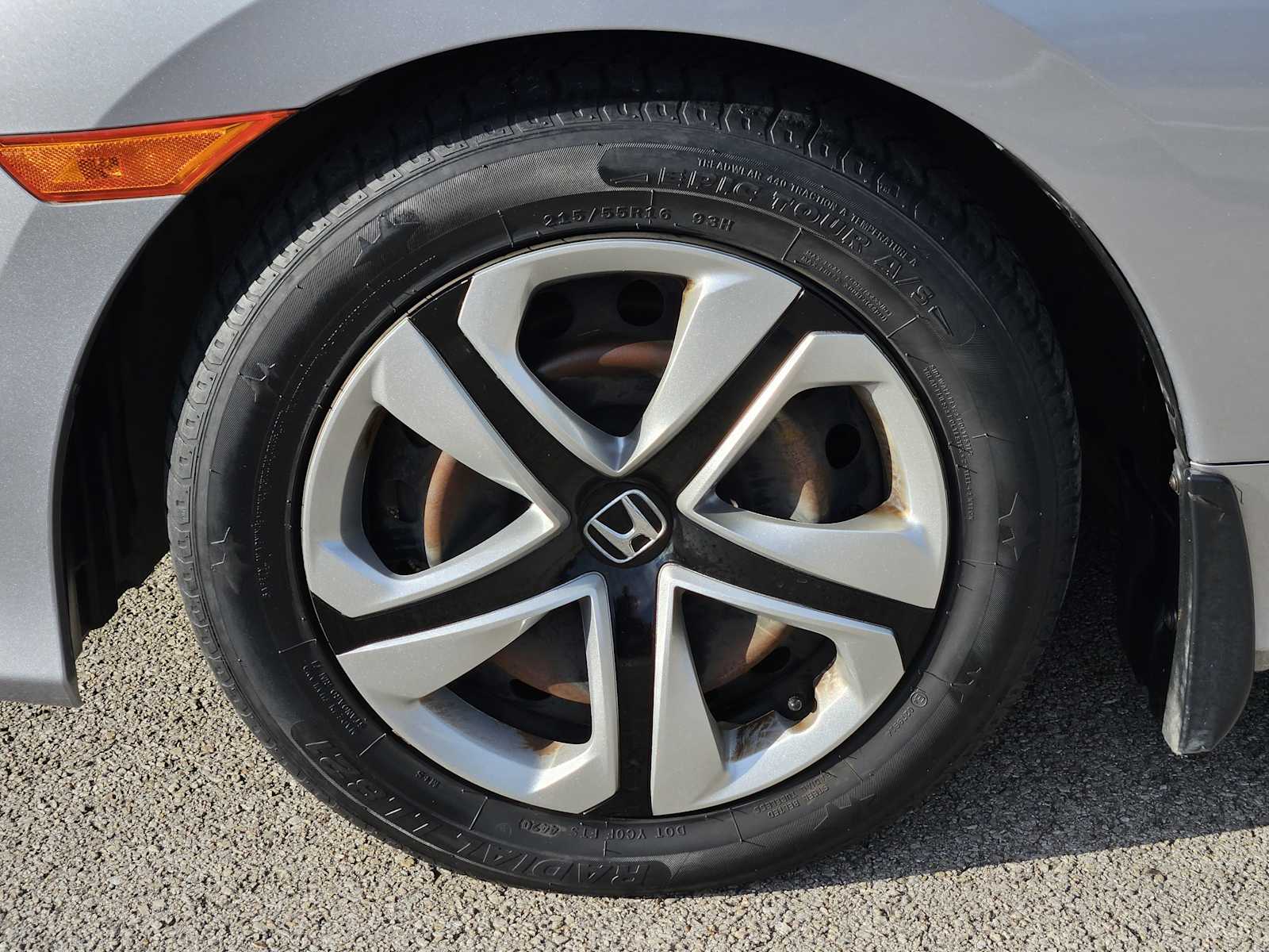 Thumbnail: 2017 Honda Civic - 9