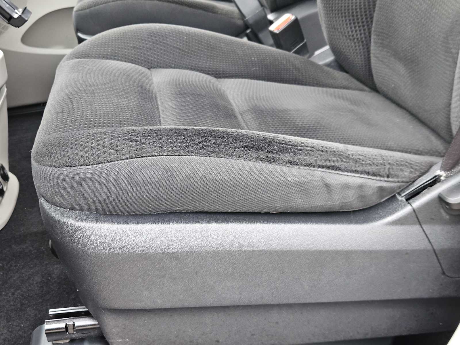 Thumbnail: 2019 Dodge Grand Caravan - 23