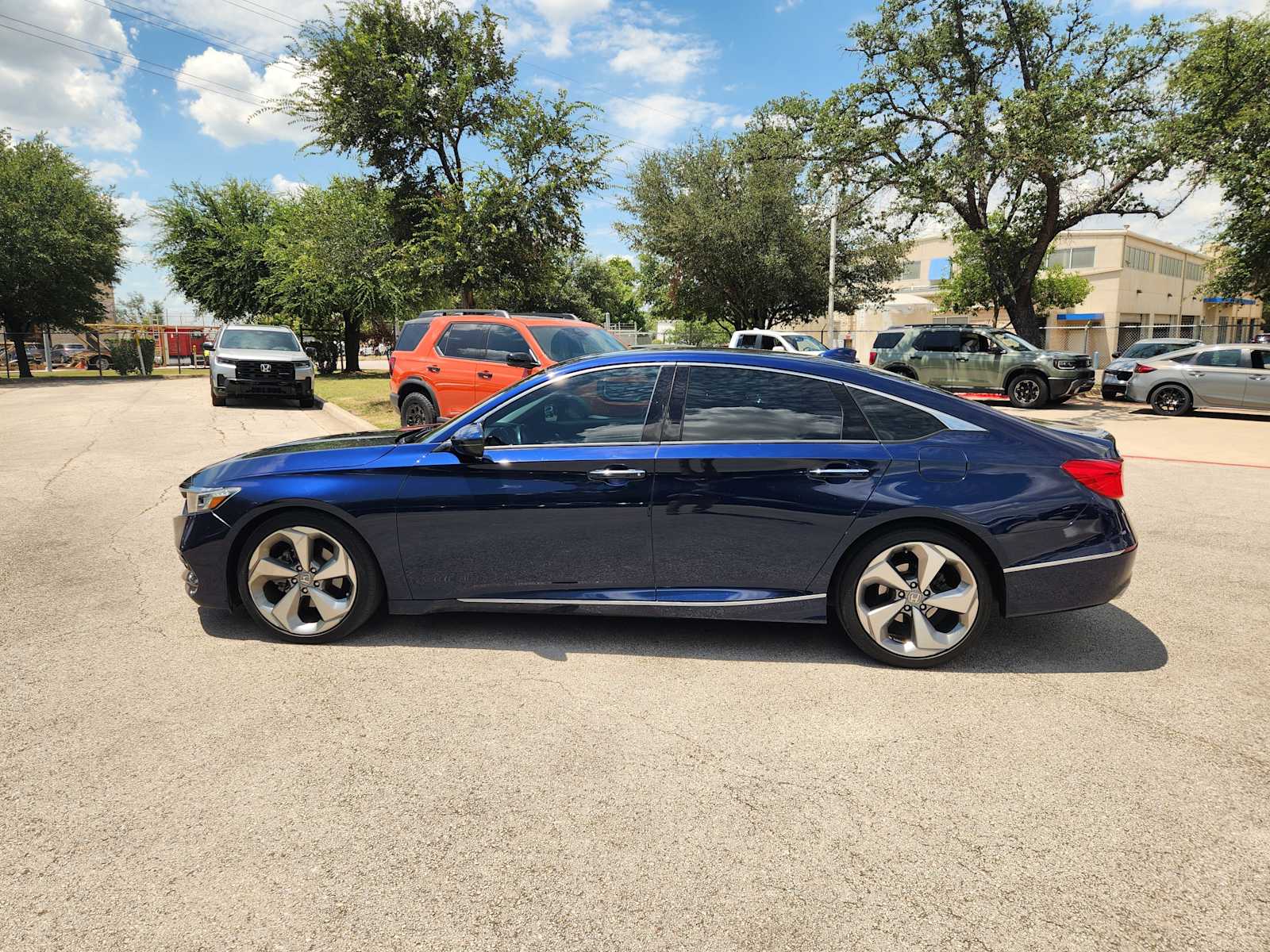 Thumbnail: 2018 Honda Accord - 3