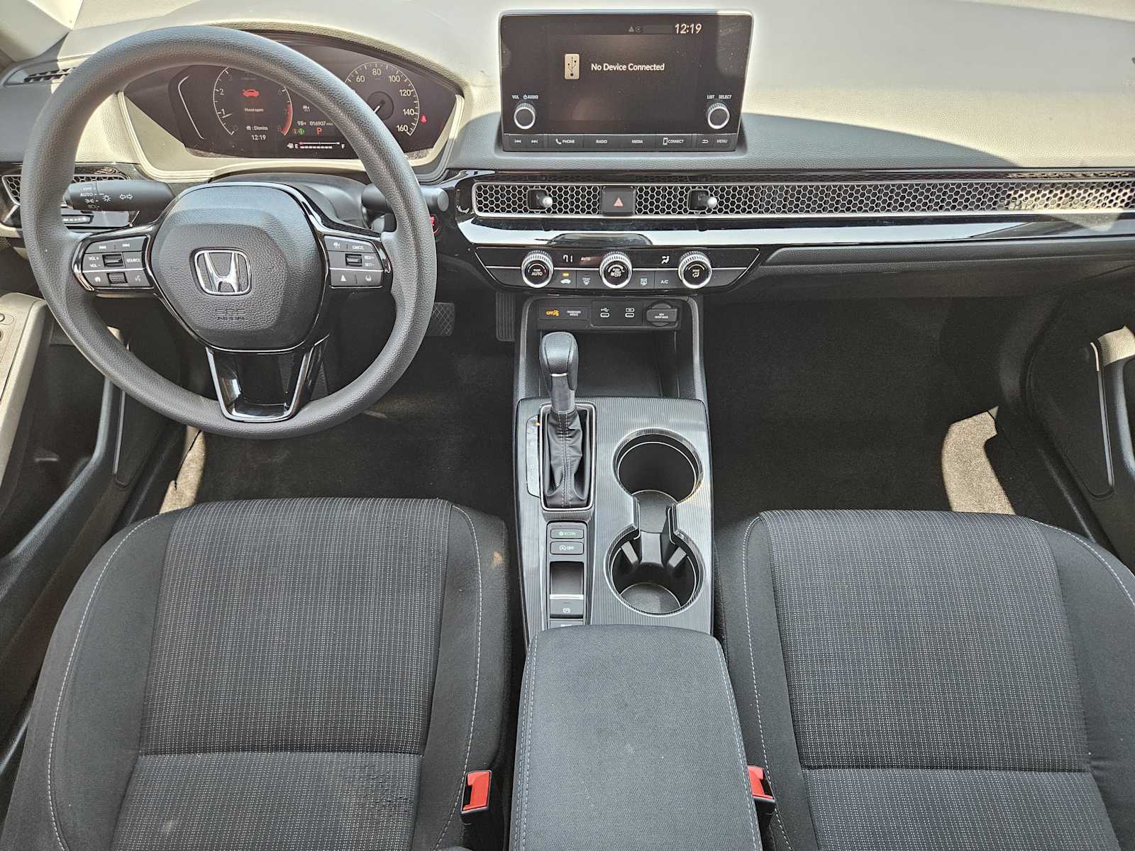 2025 Honda Civic LX - Photo 24