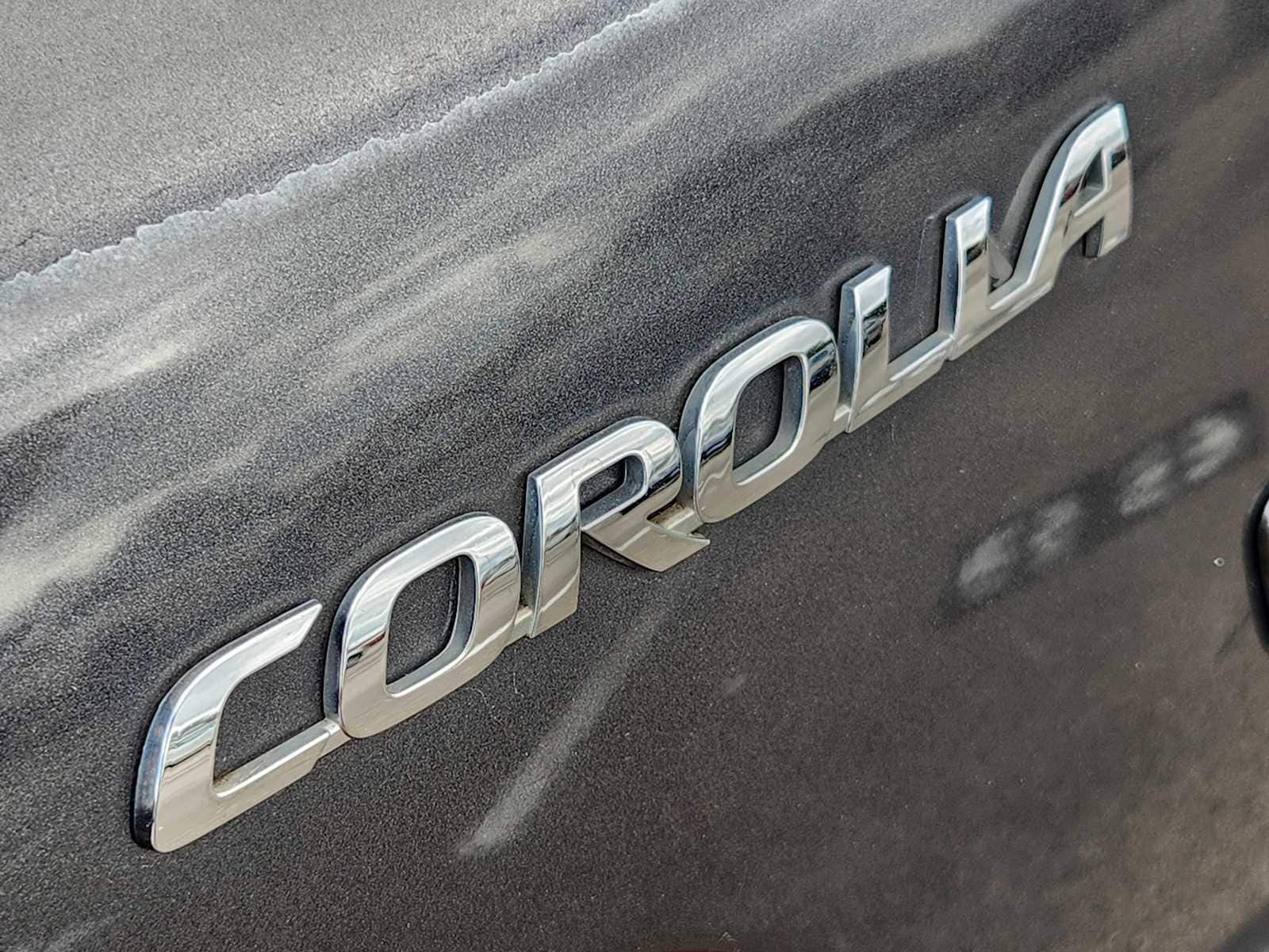 Thumbnail: 2010 Toyota Corolla - 12